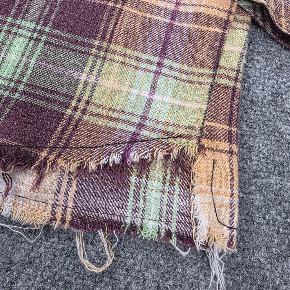 BDG Shirt Womens XS Multicolor Plaid Flannel Raw Hem Button Up Relaxed Fit Boho - Picture 15 of 16